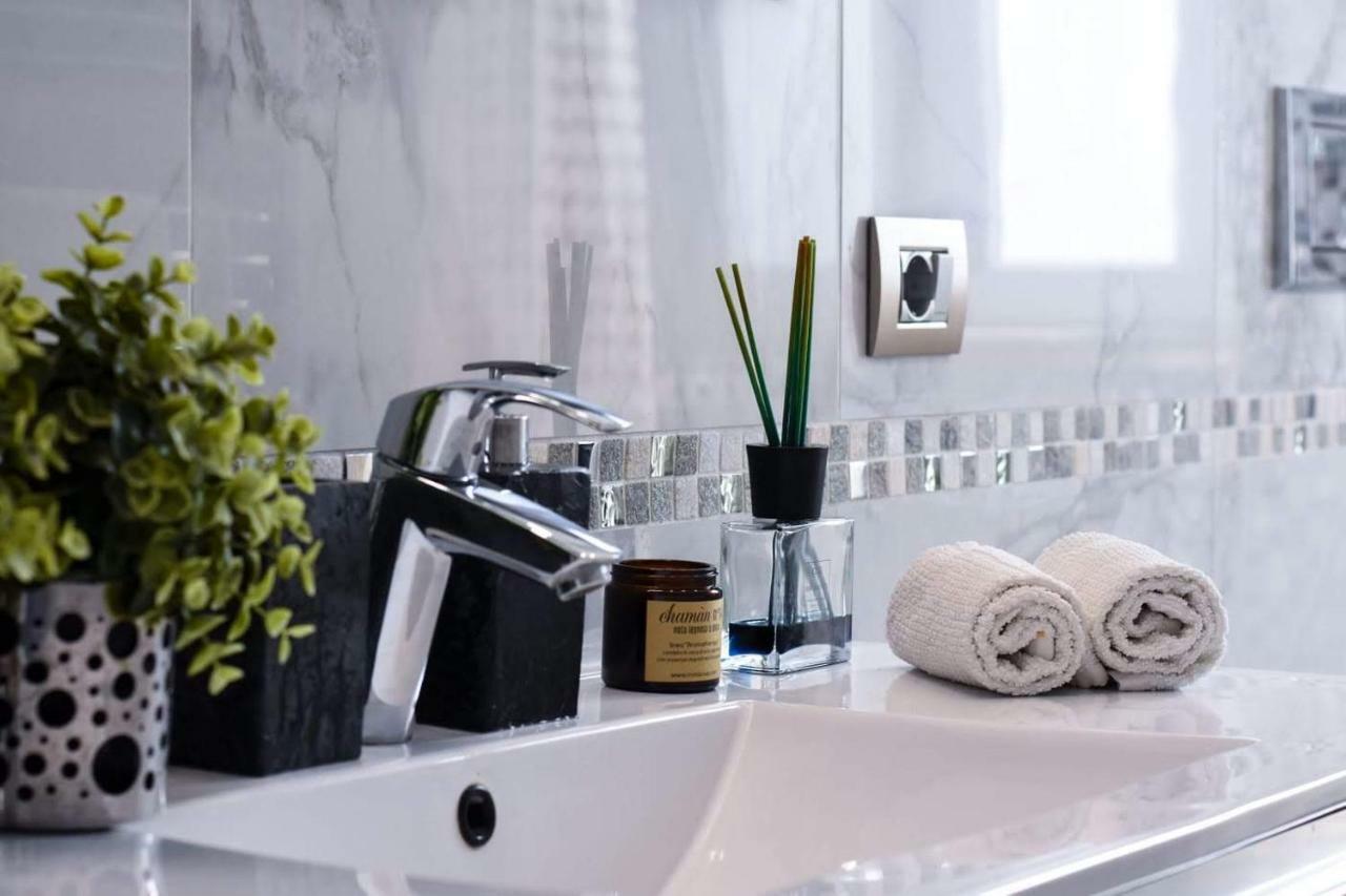 Rampa Brancaleone Apartment Рим Екстер'єр фото